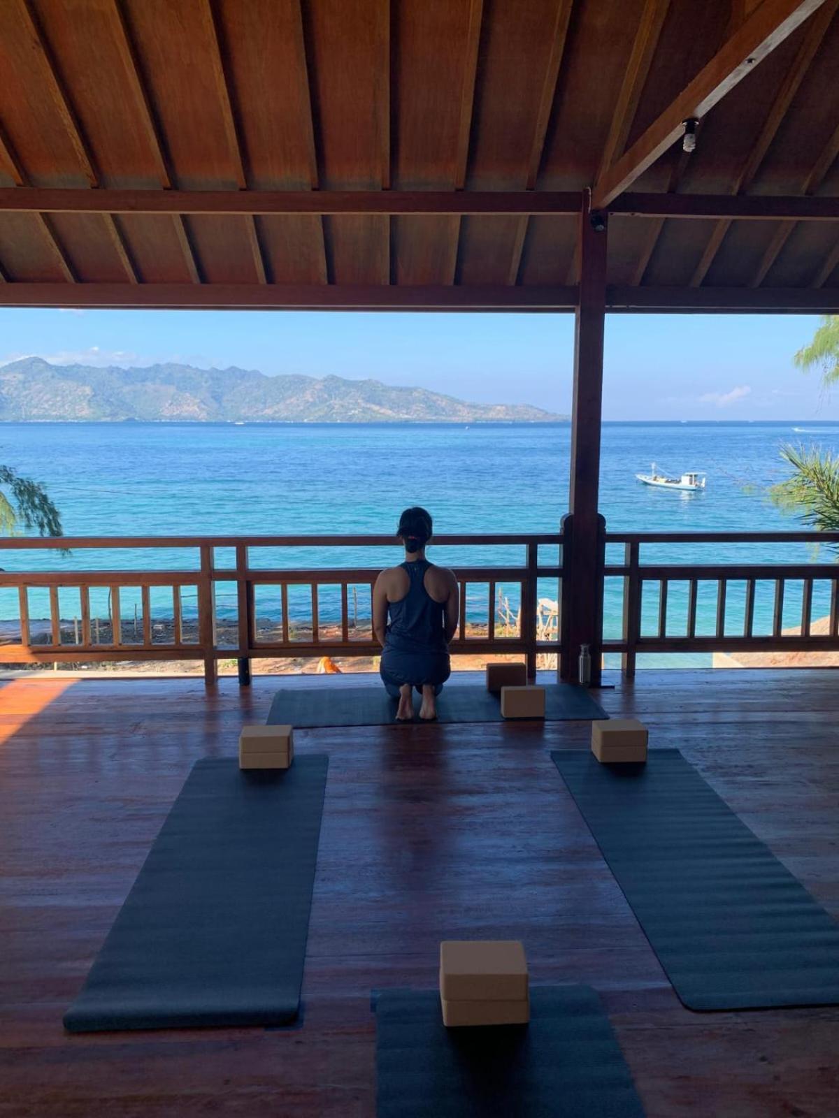 Flowers & Fire Yoga Garden Gili Air Luaran gambar