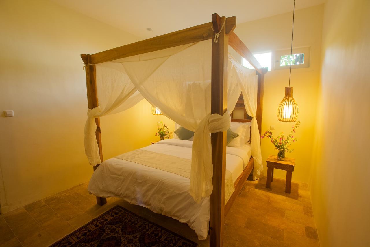 Flowers & Fire Yoga Garden Gili Air Luaran gambar