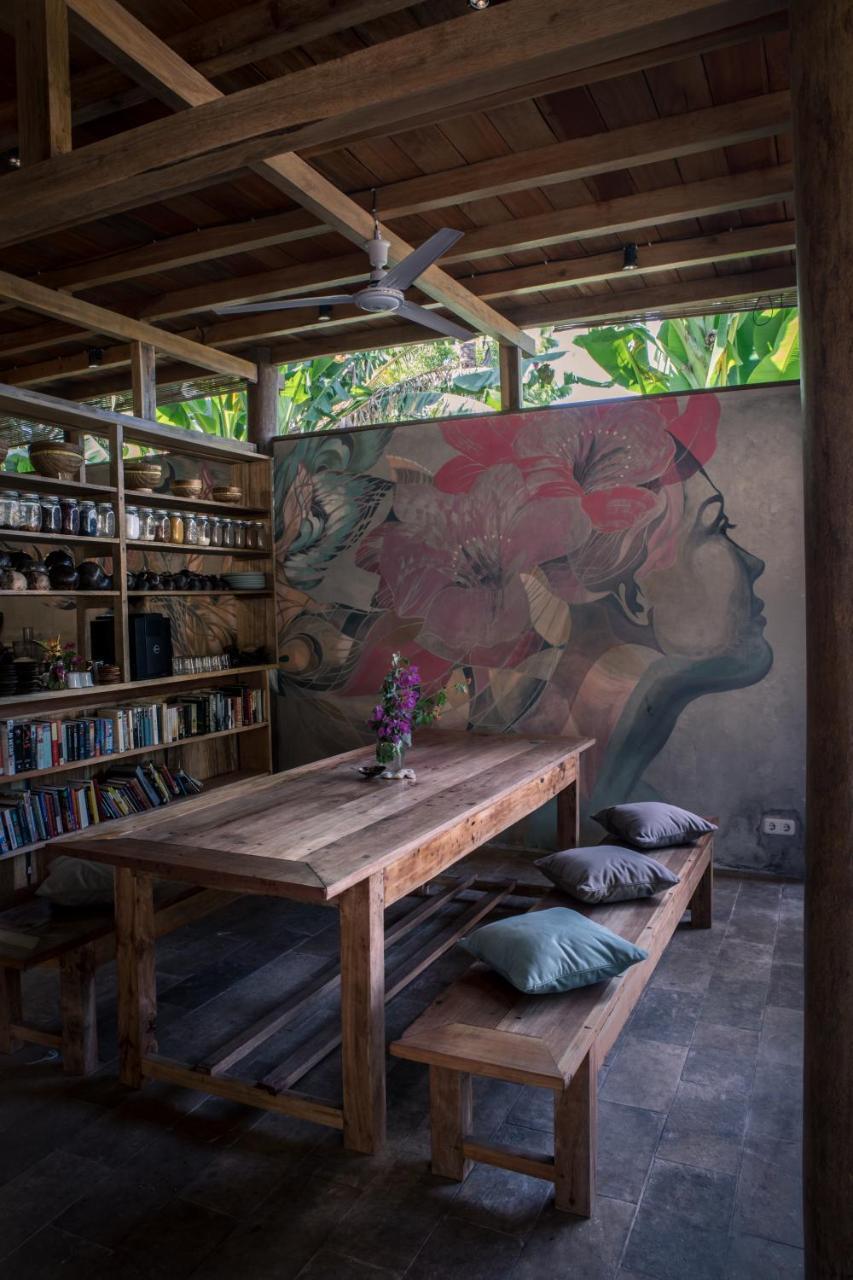 Flowers & Fire Yoga Garden Gili Air Luaran gambar